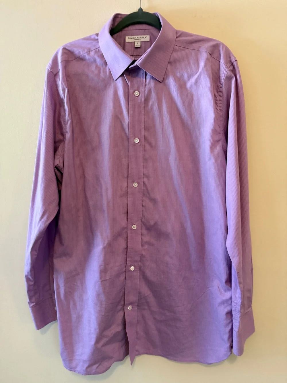 Banana Republic Men’s Standard Fit Dress Shirt – Size Large